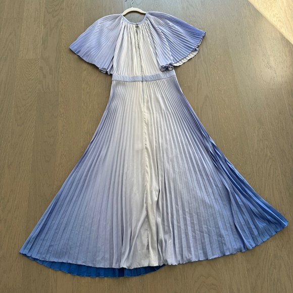 L'IDEE Orchestra Pleated Gown Purple Ombre Short Sleeve Dress - Size US 10 - Picture 3 of 12